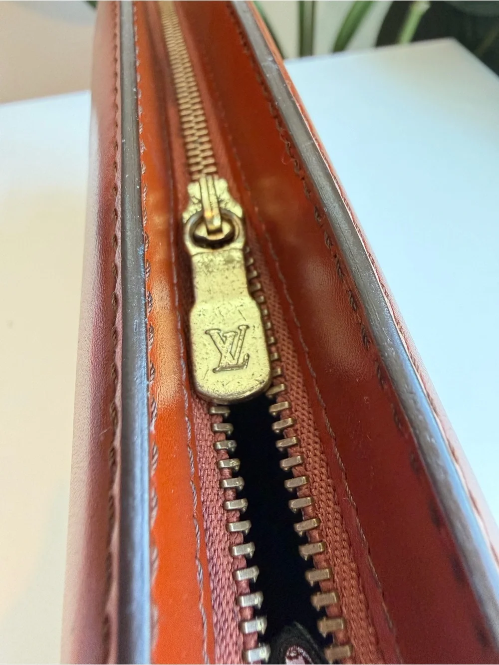 Louis Vuitton ‘Epi Leather Trousse Crête Clutch’